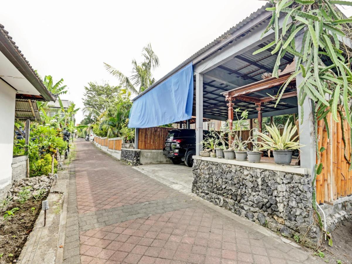 Oyo 90458 Pucuk Bali Guest House Canggu  Exterior photo