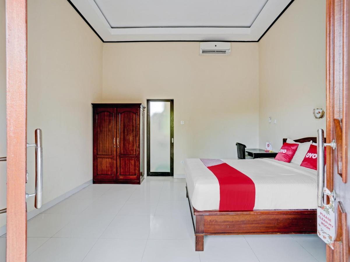 Oyo 90458 Pucuk Bali Guest House Canggu  Exterior photo