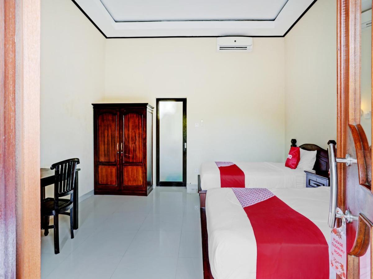 Oyo 90458 Pucuk Bali Guest House Canggu  Exterior photo